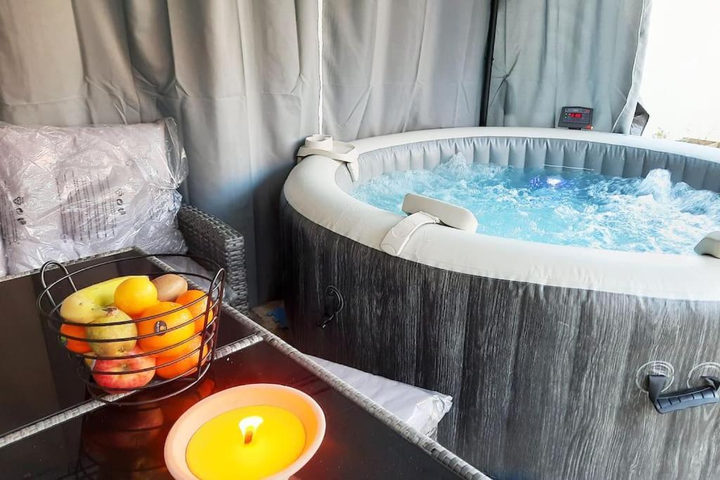 Villa Confortable Avec Jacuzzi A Chevannes Chevannes  Экстерьер фото