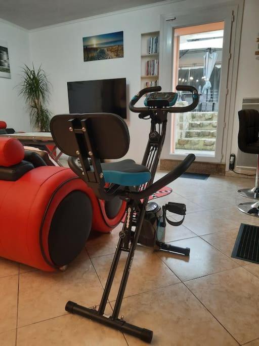 Villa Confortable Avec Jacuzzi A Chevannes Chevannes  Экстерьер фото